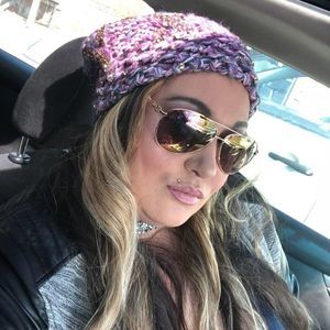 Meet your Posher, Tabitha